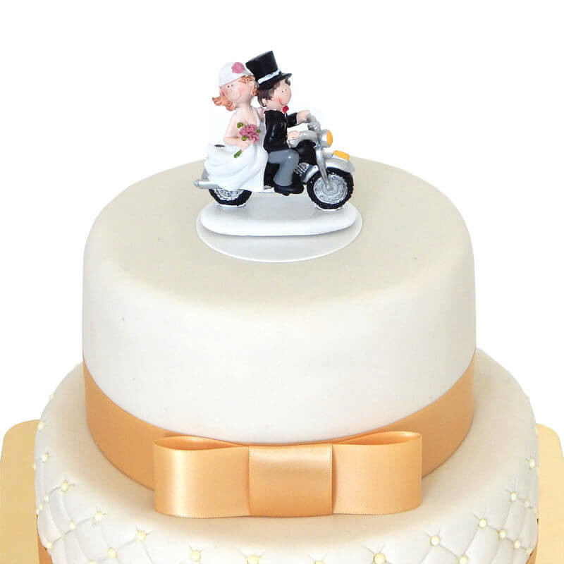 Brautpaar auf Moped
